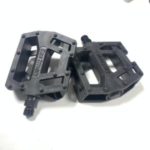 Pedales 9/16 Plastico Eastman 4242