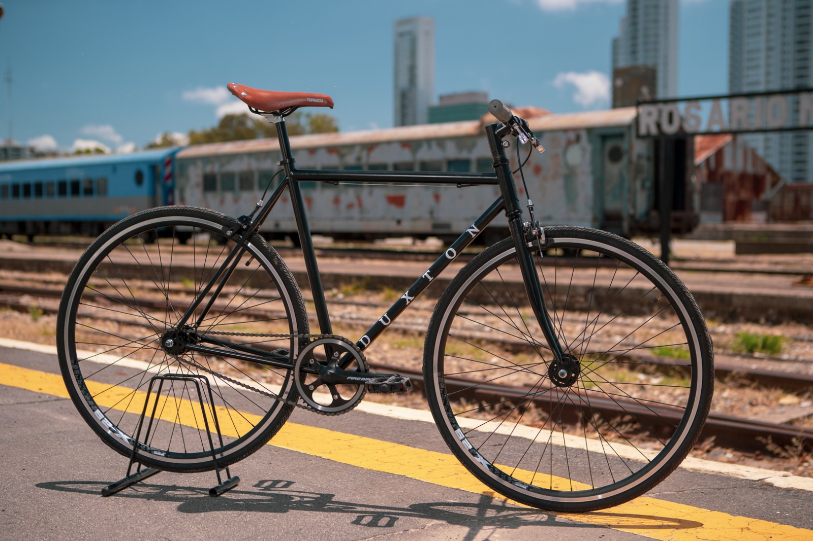 Bicicleta Duxton en la estación