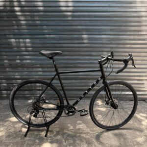Bicicleta 28 Nottingham pro (hombre) disco y cambios Negra